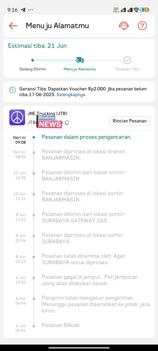 as_shiddiq's tweet photo. @sicepat_ekspres Oy @sicepat_ekspres noh @JNE_ID yang truck(kargo) pun jauh lebih cepat dari pada paket reguler elu 😂 https://t.co/WjA53fUFup