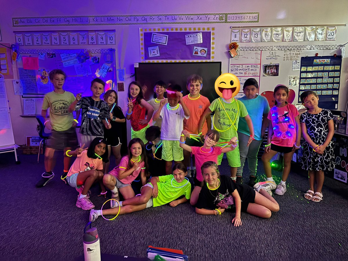 Miss Rogers' Second Grade Class tweet media