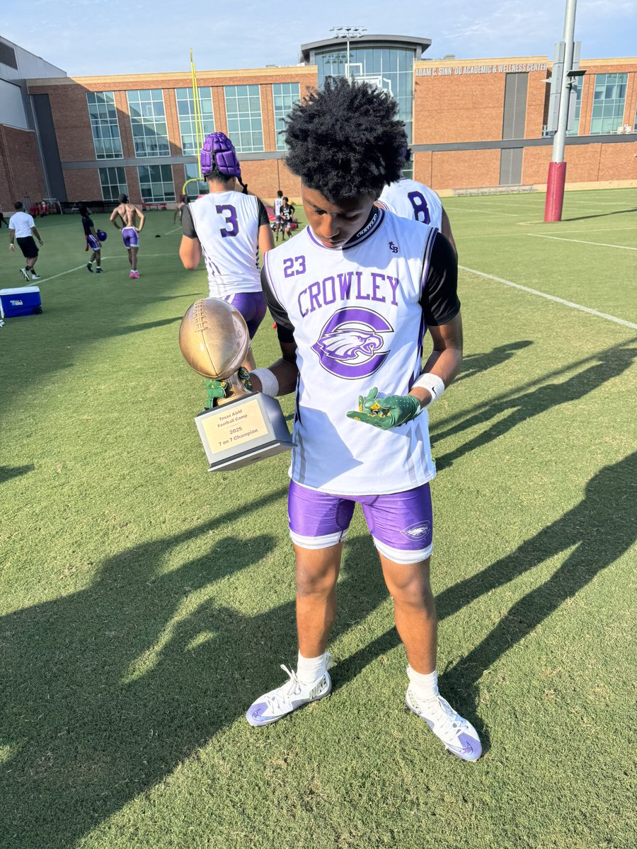 NasirWilcher's tweet image. Had a great 7o7 tournament at @TexasAggieFB 💯 @CoachHill17 @drobalwayzopen @CarlosLynn @MikeRoach247 @CoachEShon @Jason_Howell @HolmonWiggins @CoachMikeElko @CTownEaglesFB @TheTop5s_ @PrepRedzoneTX @sixstarfootball