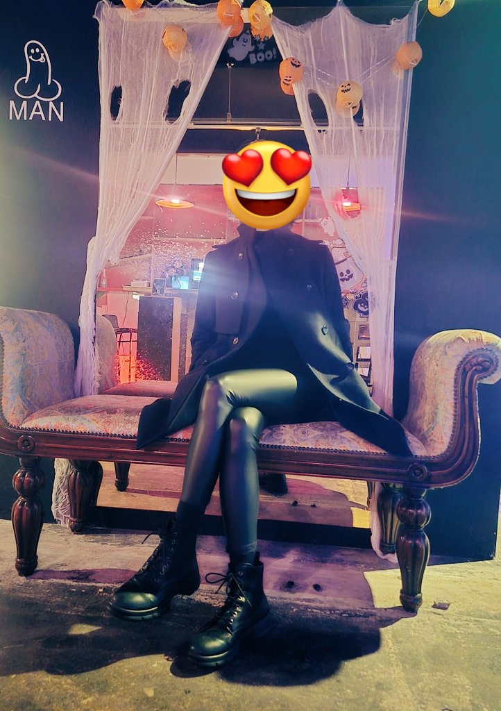 72년쥐띠동갑부부
ㅊㄷㄴ 지원시 참고해주세요~
1. 나이
2. 키/몸무게
3. 스타일과 얼굴을 알 수 있는 최근 사진
    (마스크 안되요.
 몇 년 전 사진 안되요)
4. 본인숙소는 본인이 알아서..
5. 결혼유무
6. ㅊㄷ 경험 유무
7. 검사지 유무
8. 배뚱~은 좀 곤란해요~^^;;