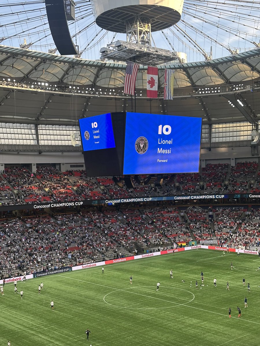 spkaur11's tweet image. Still in disbelief… I got to see #Messi play live last month. A dream I never thought would come true.
I can officially retire from football fandom. Mission accomplished.