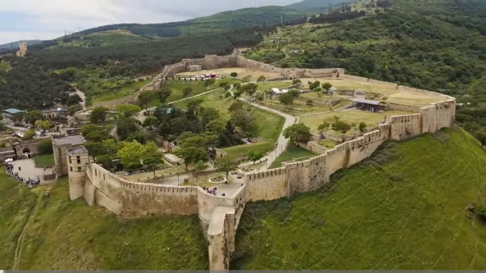 Dagestan is one of the most amazing 🤩 inhabited yet still  ghost town on the planet. I would love to visit. Earth is so large and open. We have room for everyone, just not in US, we have too many issues, we’re in the middle of solving key situations. Give us a decade to