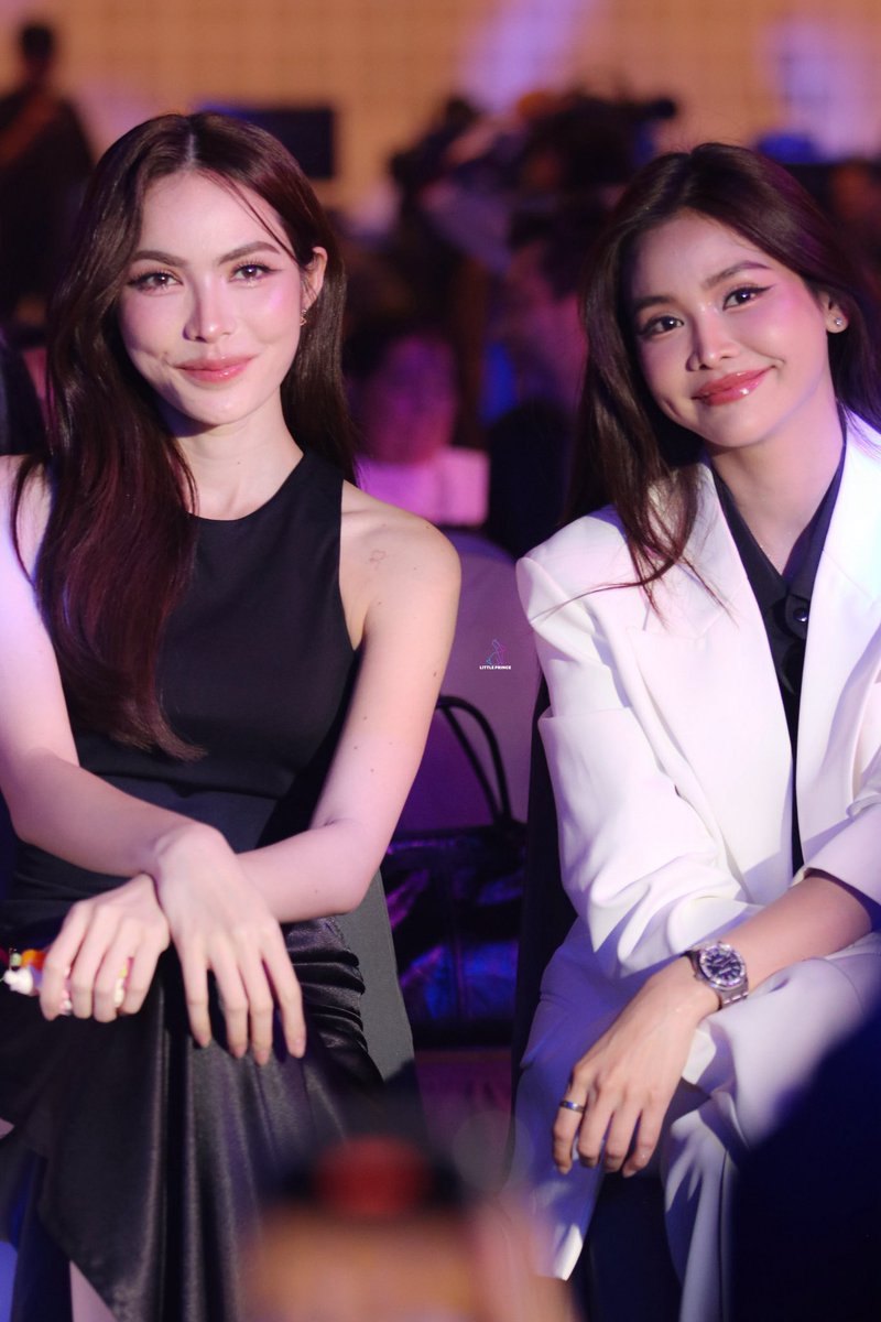 มอนิ่งนะคะ🌞 ขอให้วันนี้เป็นวันที่ดีมีแต่รอยยิ้มแฉ่ง🤍🤍✨️

BLOSSOM STRONGER ENGLOT11
#อิงล็อต #englot