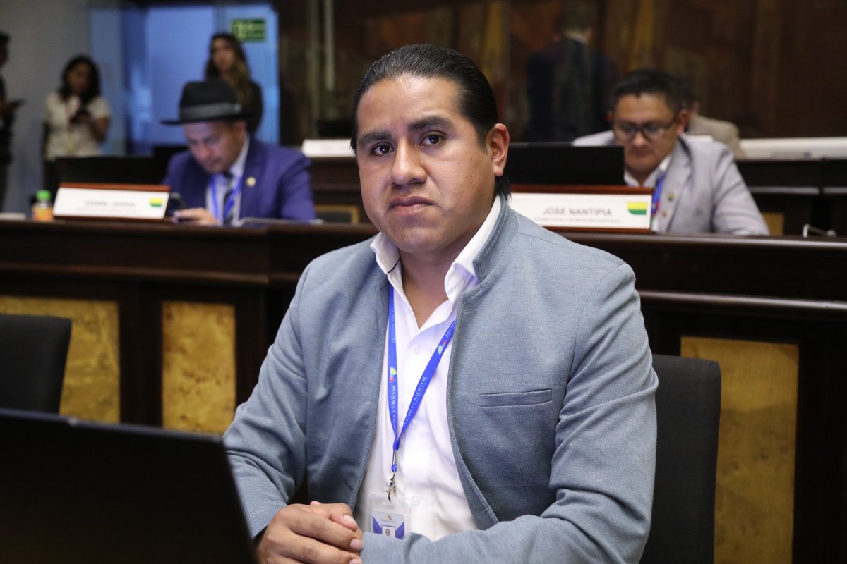 Hoy, desde la Asamblea Nacional del Ecuador 📷
📷 Participamos activamente en la Sesión del Pleno Legislativo.
#ManuelChoroDuchiAsambleísta
#AsambleaNacional
#Pachakutik
#Cañar