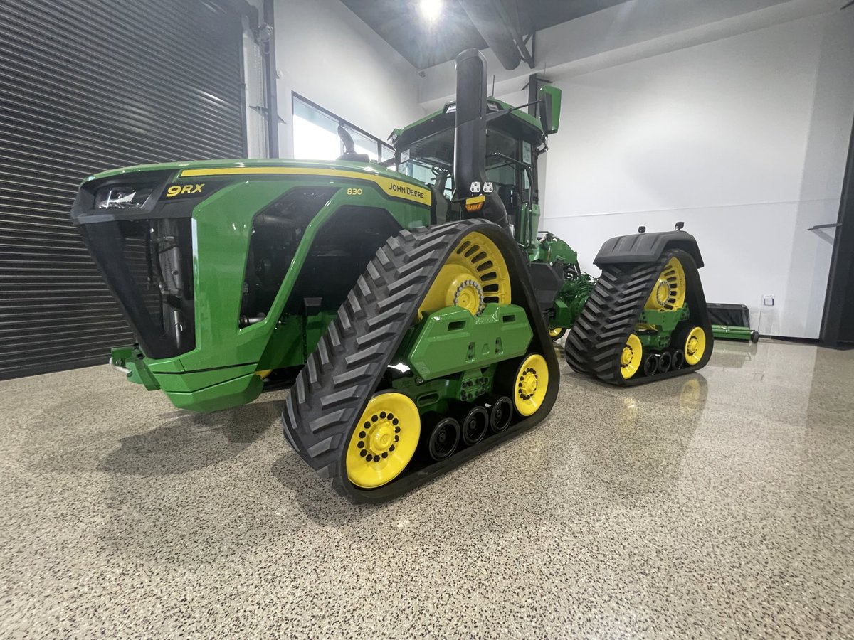 Kondinin Group (@kondiningroup) on Twitter photo Nice to see a John Deere 9RX 830 in the flesh today. It’s one big rig. Thanks to Ian Robertson, Hutcheon and Pearce, Griffith, NSW. <a href="/hutcheonpearce/">hutcheonandpearce</a> Nice to see a John Deere 9RX 830 in the flesh today. It’s one big rig. Thanks to Ian Robertson, Hutcheon and Pearce, Griffith, NSW. <a href="/hutcheonpearce/">hutcheonandpearce</a>