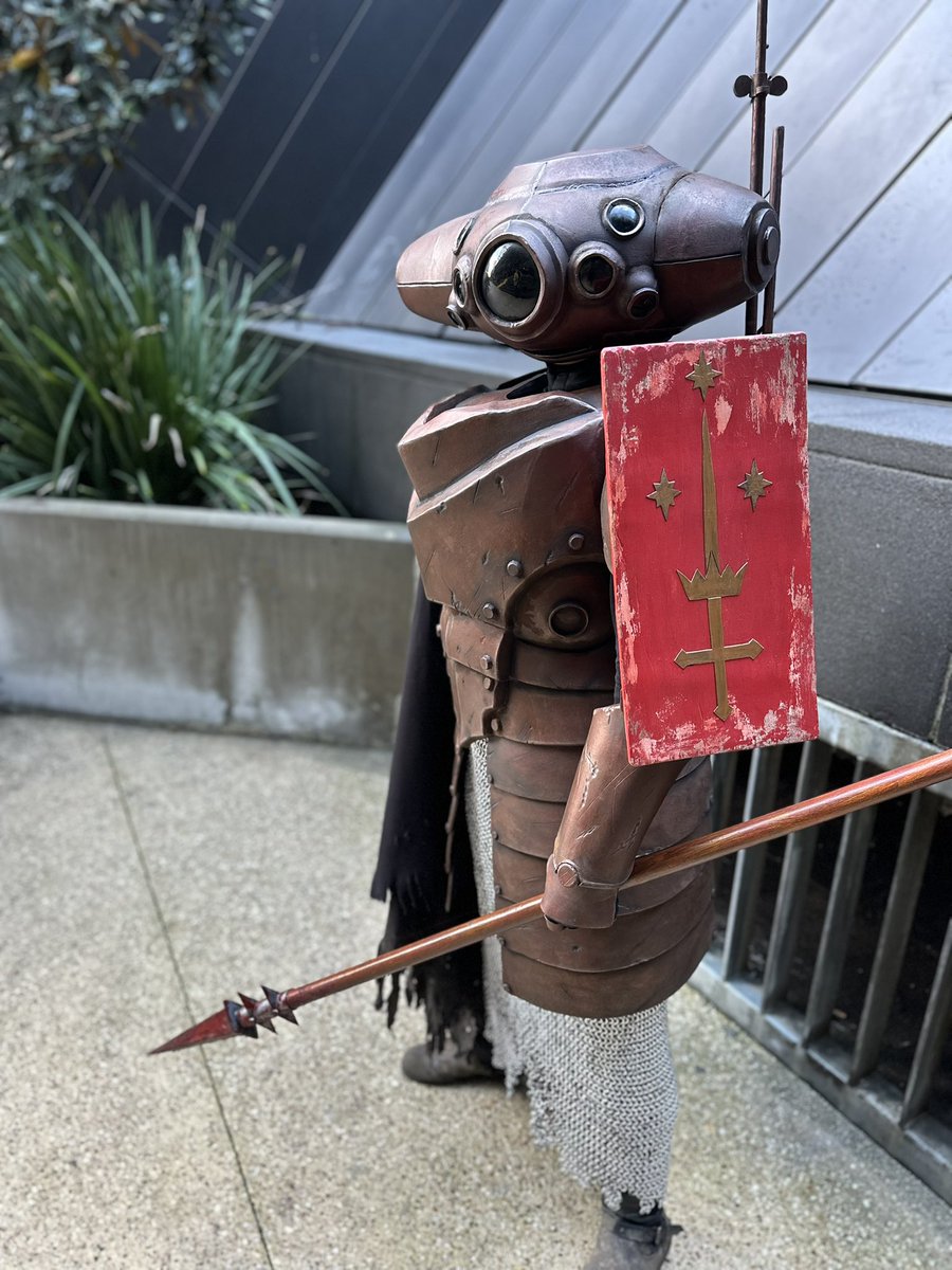 Shadinski (Cosplayer(derogatory)) tweet media