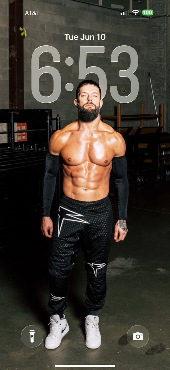 FergalDevittGuy's tweet photo. @FinnBalor LOCK SCREEN https://t.co/W9Q0I2a11T