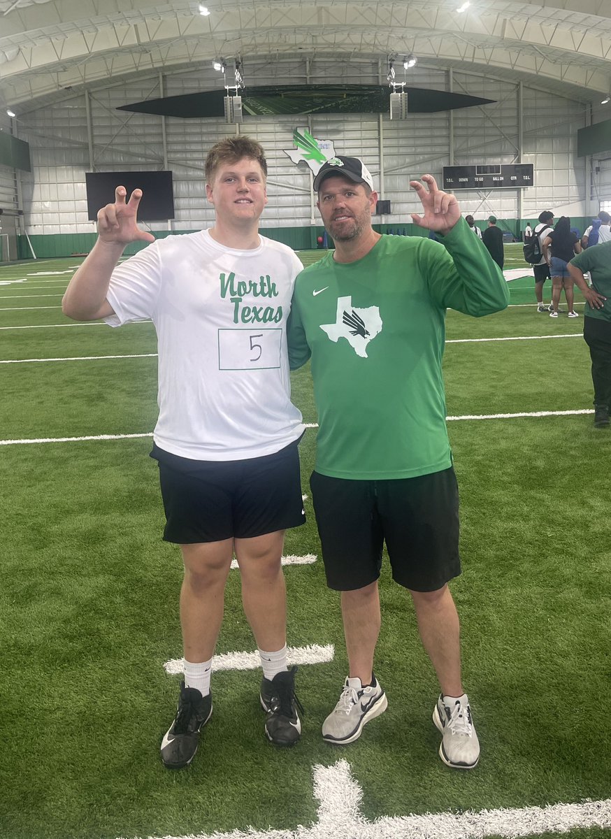 DrewBro08016173's tweet image. I had a great opportunity this afternoon at the UNT camp! Big thanks to @Coach_Crill and @CoachBillWeber at @MeanGreenFB for an amazing camp! It was great to meet @CoachKirkBryant from @MSUTexasFB after the camp as well. I learned a lot and can’t wait for next season!…