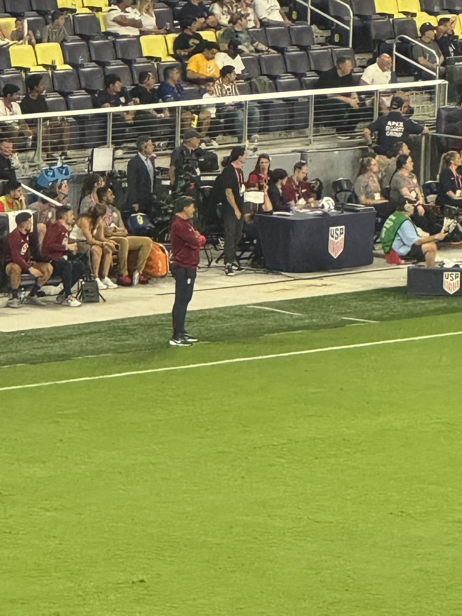 CalebdumpsSack's tweet image. #PochOut