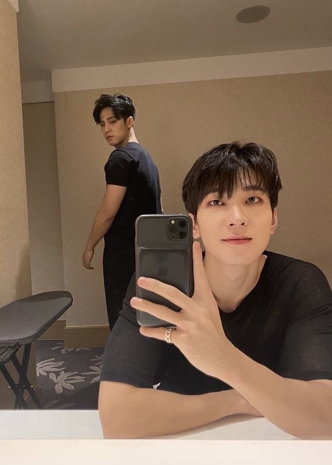 yo vigilando todo lo que hace, dice y mira Luan desde que lo conocí.