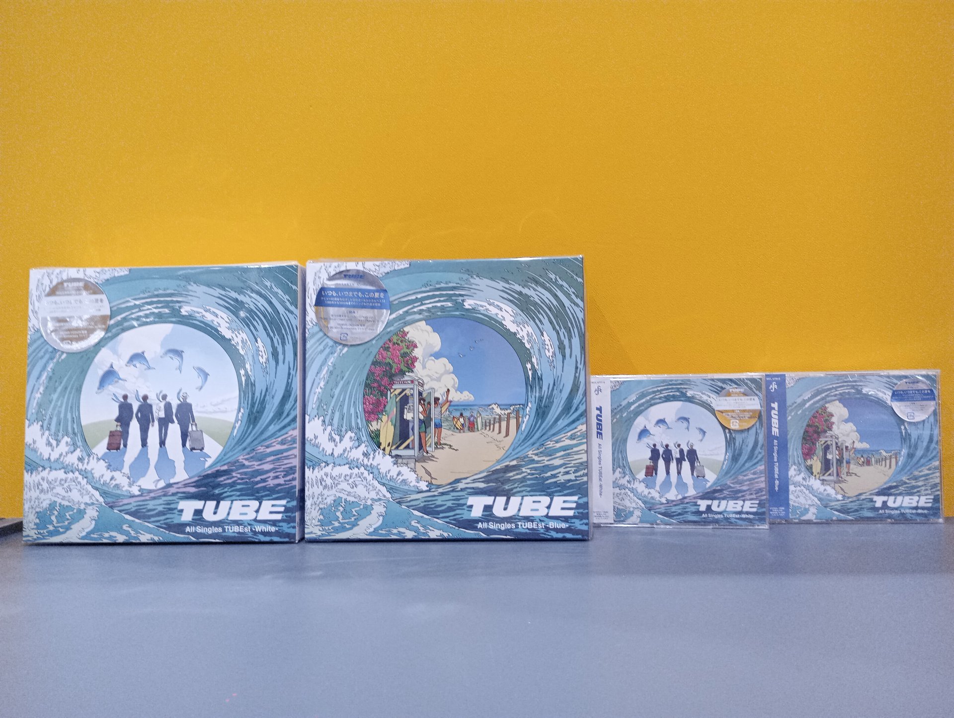 TUBE All Singles 特典付st-White-&-Blue-通常版 まとめ買い】All Singles TUBEst -Blue-【通常盤】& -White