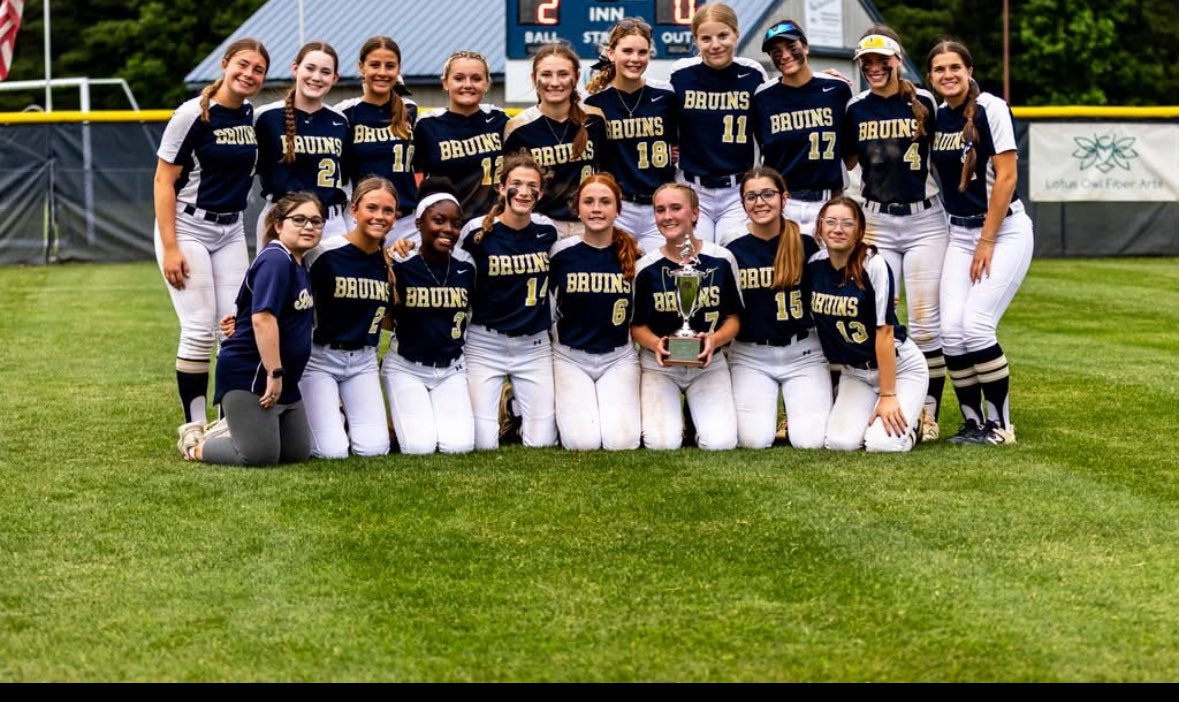 Congrats to our varsity softball team on their 6A state quarter final win over CD Hylton 
#6AFinal4