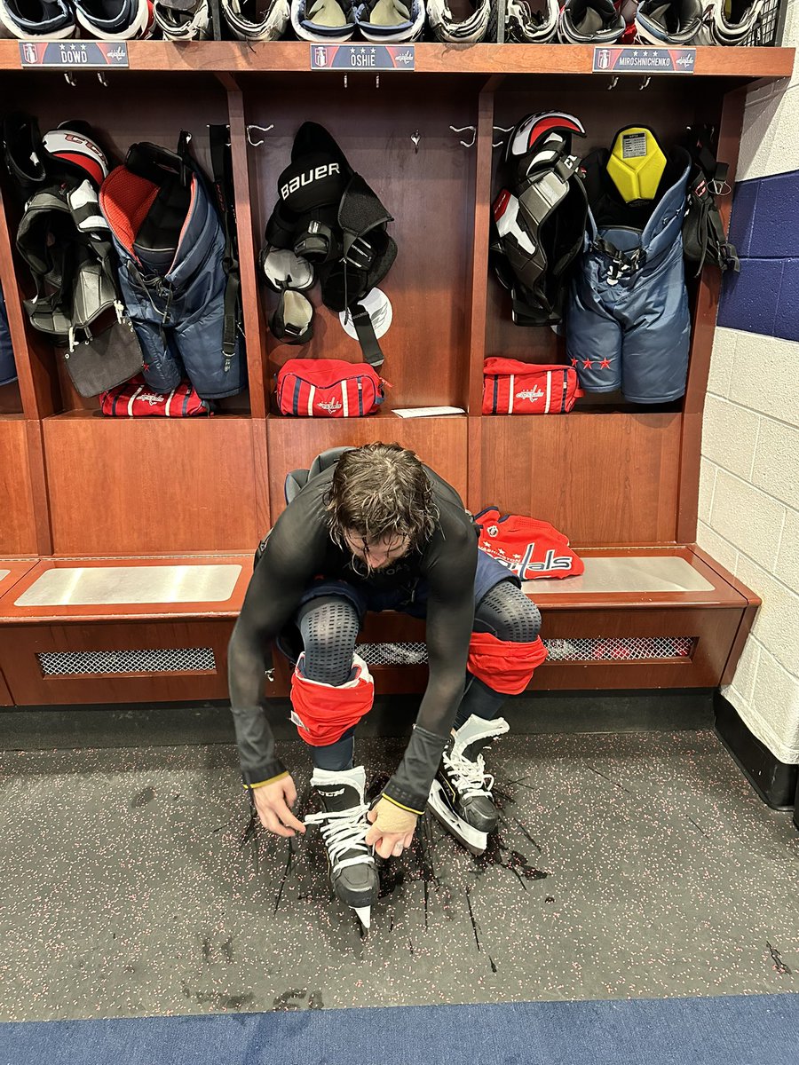 TJOshie77's tweet image. This is my last time hanging up my skates. What an amazing journey it has been. Thank you to my family, friends, @StLouisBlues, @Capitals , fans and everyone that helped me along the way. I'm so grateful for what the game of hockey has given me and I look forward to the next…