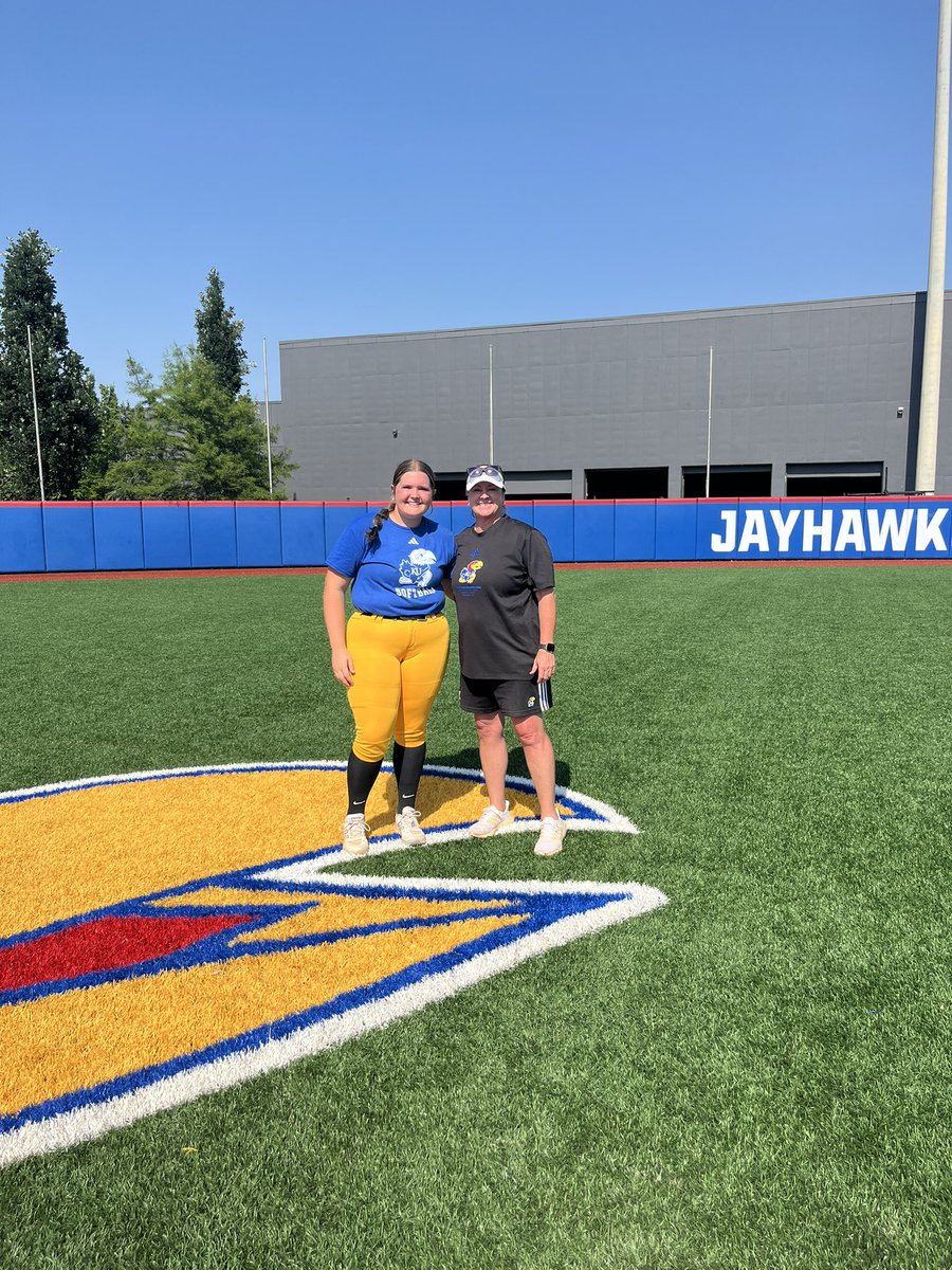 Ellie Stafford (@ellies_2027) on Twitter photo Another great camp with <a href="/KUSoftball/">Kansas Softball</a>! Loved getting back on campus and working with <a href="/CoachMcFalls/">Jen</a> <a href="/LauraHeberling/">Coach H</a> <a href="/CoachChiles3/">Kaitlyn Chiles</a> and the players. Thanks for a great day! <a href="/Ohiohawks09King/">Ohio Hawks 2027 National-King/Joseforsky</a> <a href="/Get2CollegAth/">Get 2 College Athletics</a> <a href="/CoastRecruits/">Coast 2 Coast Recruits</a> <a href="/PremierXSports/">Premier Exposure Sports</a> <a href="/ExtraInningSB/">EXTRA INNING SOFTBALL</a> <a href="/CSAPrepStar/">PREPSTAR</a> <a href="/LegacyLegendsS1/">Legacy & Legends Softball</a> Another great camp with <a href="/KUSoftball/">Kansas Softball</a>! Loved getting back on campus and working with <a href="/CoachMcFalls/">Jen</a> <a href="/LauraHeberling/">Coach H</a> <a href="/CoachChiles3/">Kaitlyn Chiles</a> and the players. Thanks for a great day! <a href="/Ohiohawks09King/">Ohio Hawks 2027 National-King/Joseforsky</a> <a href="/Get2CollegAth/">Get 2 College Athletics</a> <a href="/CoastRecruits/">Coast 2 Coast Recruits</a> <a href="/PremierXSports/">Premier Exposure Sports</a> <a href="/ExtraInningSB/">EXTRA INNING SOFTBALL</a> <a href="/CSAPrepStar/">PREPSTAR</a> <a href="/LegacyLegendsS1/">Legacy & Legends Softball</a>
