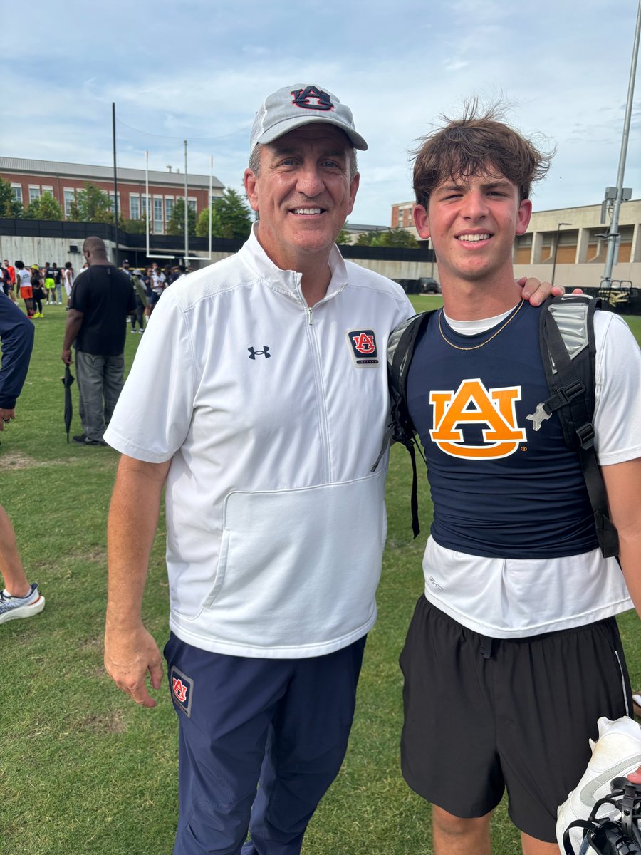 AJHatty15's tweet image. Great time competing and improving at @AuburnFootball camp. Enjoyed getting coached up by QB Coach Kent Austin and the staff. @CHSKnightsFB represented.  @CoachAMiller @CoachDougSaylor