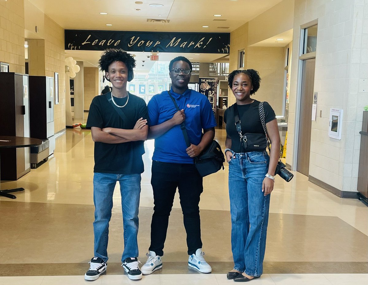 A big shout-out to the <a href="/SCHSAV/">SCTV</a> students who joined us at the <a href="/HumbleISD_CBS/">HumbleISD_CBS</a> Counselors’ Summer Conference today! They captured the vibrant energy and moments of the day!🎉📸