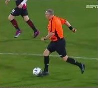 Facundo Tello en cada jugada para Brasil