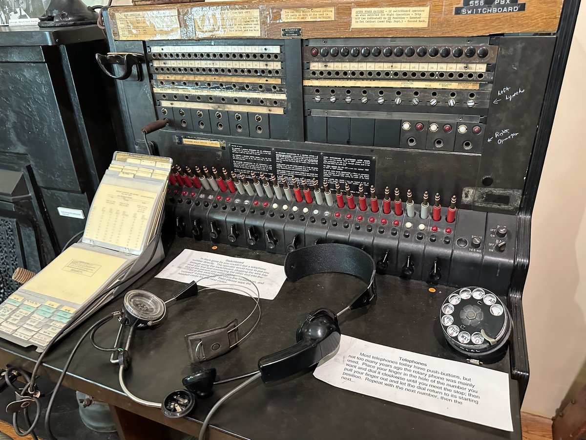 Yikes…I think I might have installed some of these phones. Memory Lane stuff Robin.
mainlymuseums.com/post/1356/disc…
<a href="/robins89/">Robin O'Neal Smith - A Touch of Luxury Travel</a> #museums #museumfromhome #Bluegrass