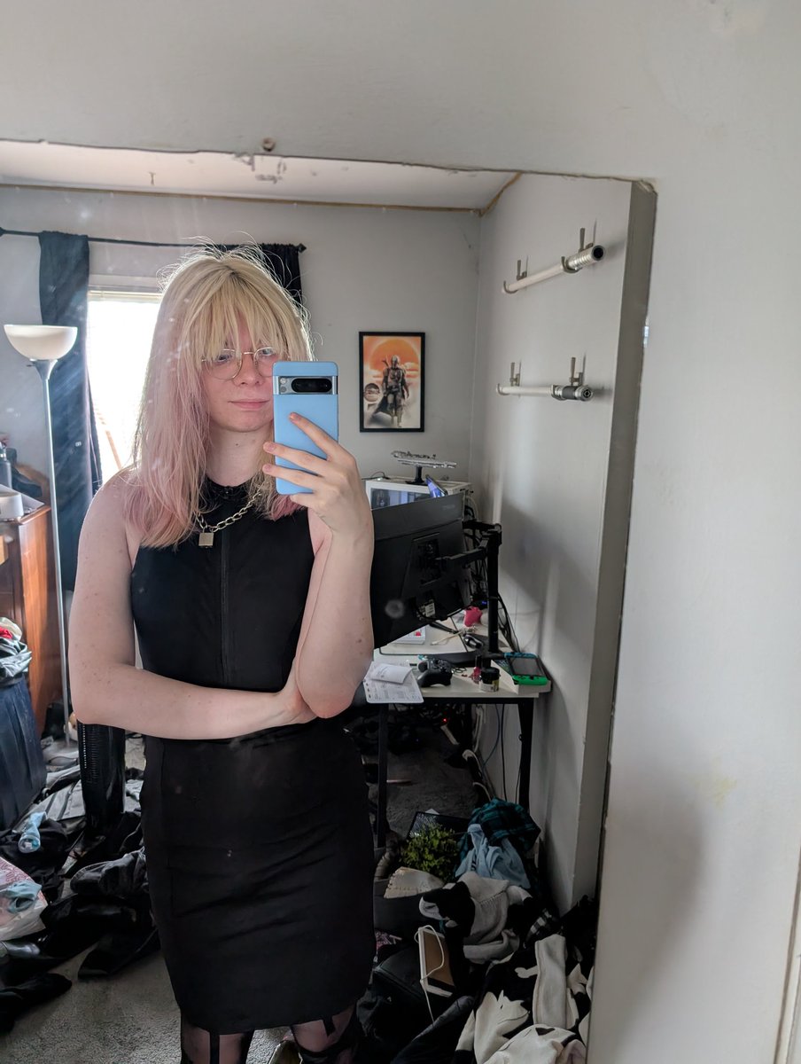 heya everyone here's my obligatory once a month tweet what's up