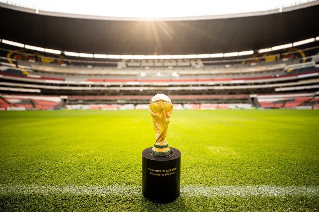 🏆⚽️🕰  A un año del la inauguración del mundial en el <a href="/EstadioBanorte/">Estadio Banorte</a>, inicia la cuenta regresiva. Mañana en el Zócalo de la #CDMX, a las 15:00 horas, será la develación del reloj del mundial. <a href="/MexicoCity26/">FIFA World Cup 26™️ Mexico City</a>
#FIFAWorldCup #WeAre26 #Somos26 #FWC26