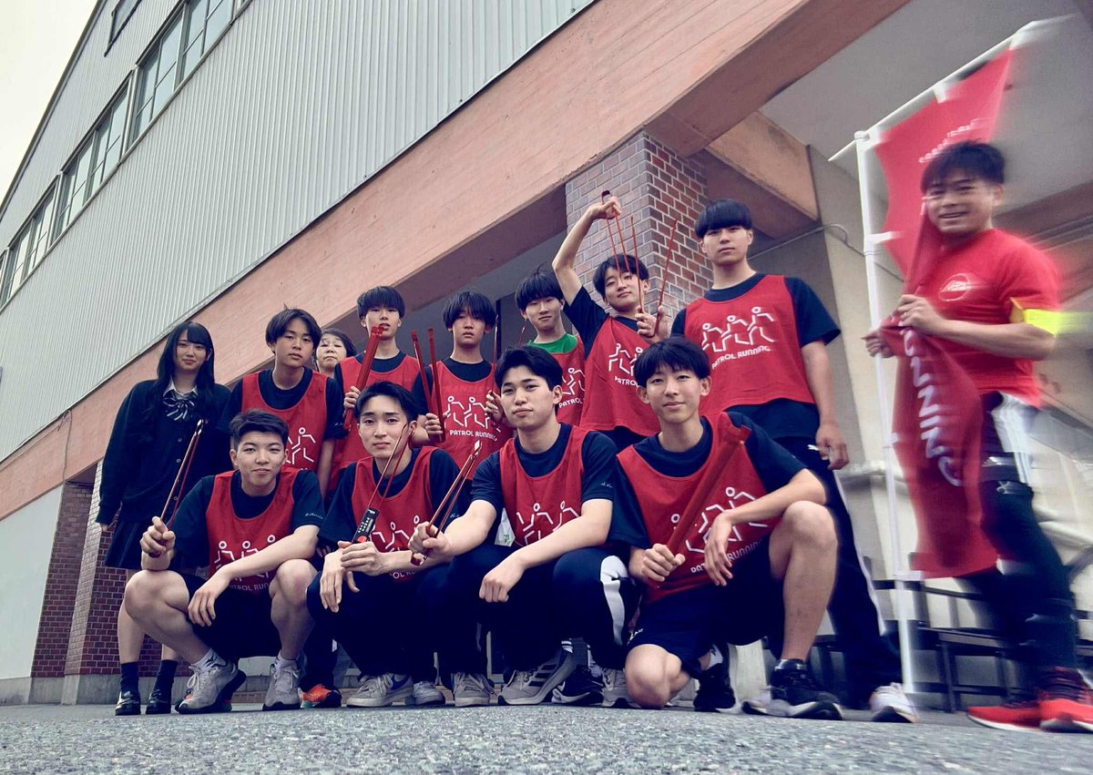PatorolRun's tweet photo. 【山形県惺山高校】
探求活動で「パトラン」がスタート！
山形県の惺山高等学校の事業の一環でパトランがスタートしました！毎週木曜日の5時間目に授業の一環［探究活動］で同高校の講師でもあるパトランメンバーの山本一人さんが受け持っています。

https://t.co/mNcXnMs0XA

＃惺山高校 https://t.co/GRJFlUR3qY