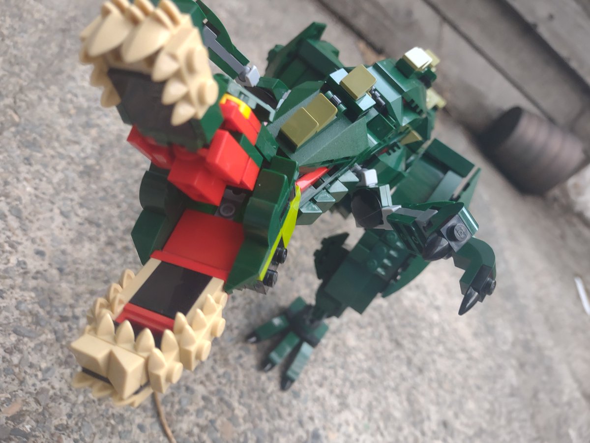 My first Lego monster Hunter of 
<a href="/PikminJakob/">Jakob Dawson</a>
 that I made and my favorite monster. Deviljho 
#Lego #MonsterHunterWilds #Bionicle