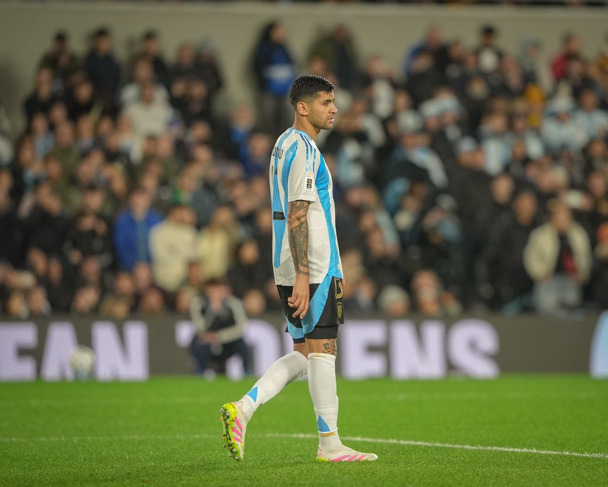 Cuti Romero (@cutiromero2) on Twitter photo Gracias por todo el cariño de siempre <a href="/Argentina/">🇦🇷 Selección Argentina ⭐⭐⭐</a> 🤍💙
Que lindo ser argentino Gracias por todo el cariño de siempre <a href="/Argentina/">🇦🇷 Selección Argentina ⭐⭐⭐</a> 🤍💙
Que lindo ser argentino