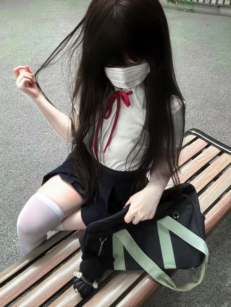 #重庆
 舞蹈艺术生
🍑臀大且翘 有臀浪 胸型圆挺 有小纹身 微胖 
TG：https://t.co/ug3hDZoOdN https://t.co/WGBJnI63uR