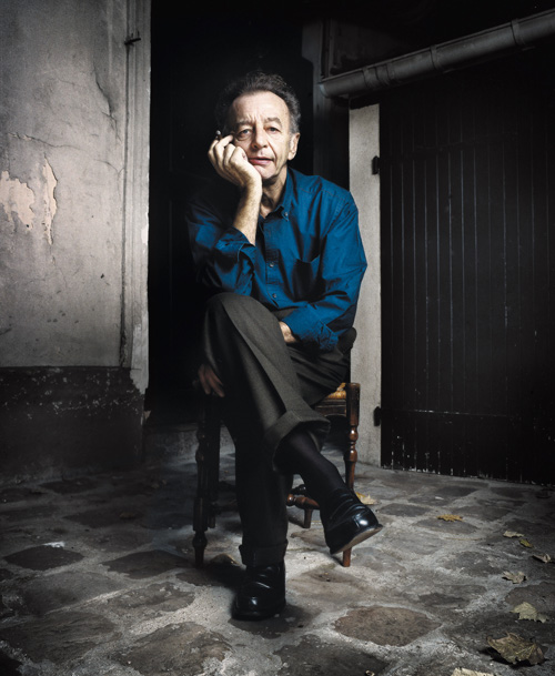 « La seule, la bonne question désormais, est de savoir s’il est encore possible de ne pas tout interdire absolument. »
… 
“L'Empire du bien” 1991 Philippe Muray 
Né le 10 juin 1945 à Angers, mort le 2 mars 2006 à Paris. 
#Nice #NiceRendezVous® #Nice06