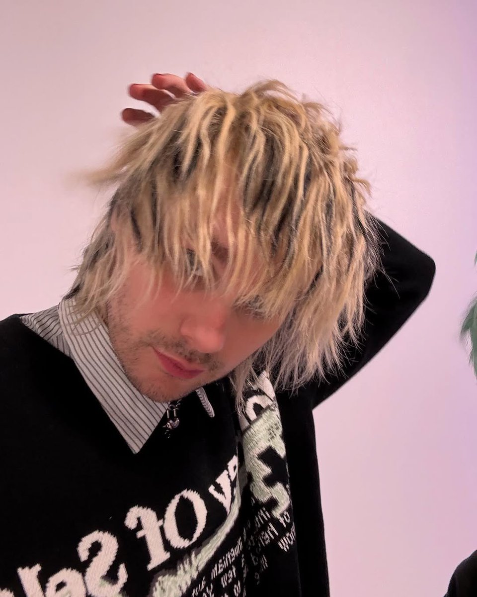 5SOSDigest's tweet photo. Where People Listen to Michael Clifford on Spotify

1. Sydney, AU: 4,088 listeners
2. Melbourne, AU: 4,066 listeners
3. Taipei, TW: 3,585 listeners
4. Chicago, US: 3,282 listeners
5. Los Angeles, US: 3,156 listeners

@Michael5SOS #AmICoolEnough https://t.co/oR615st8Bb