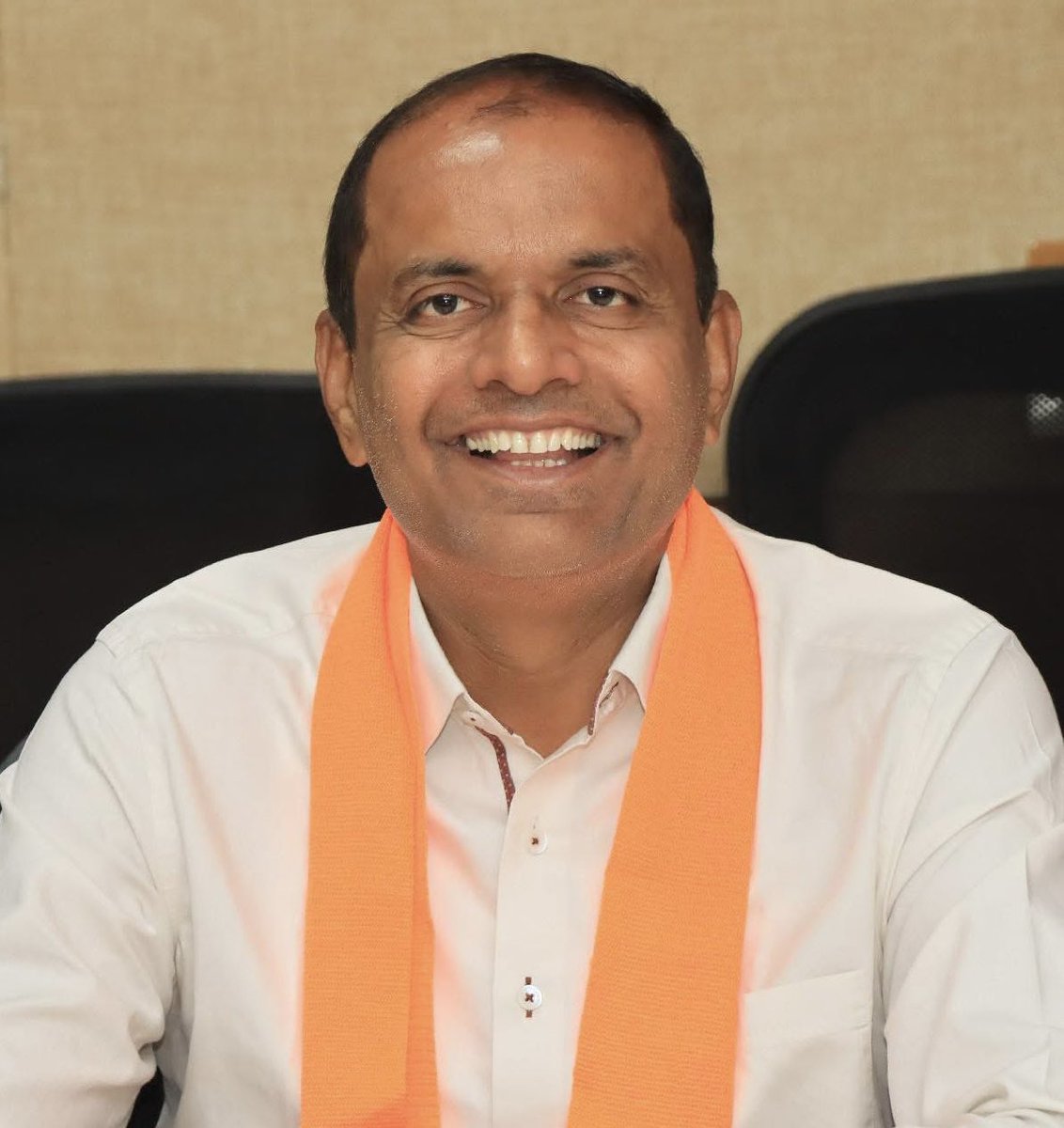 ગાંધીનગર મહાનગરના અધ્યક્ષ શ્રી આશિષભાઈ દવેને જન્મદિવસની હાર્દિક શુભકામનાઓ.

ઈશ્વરને આપના દીર્ઘાયુષ્ય અને ઉત્તમ સ્વાસ્થ્ય અર્થે પ્રાર્થના કરું છું.