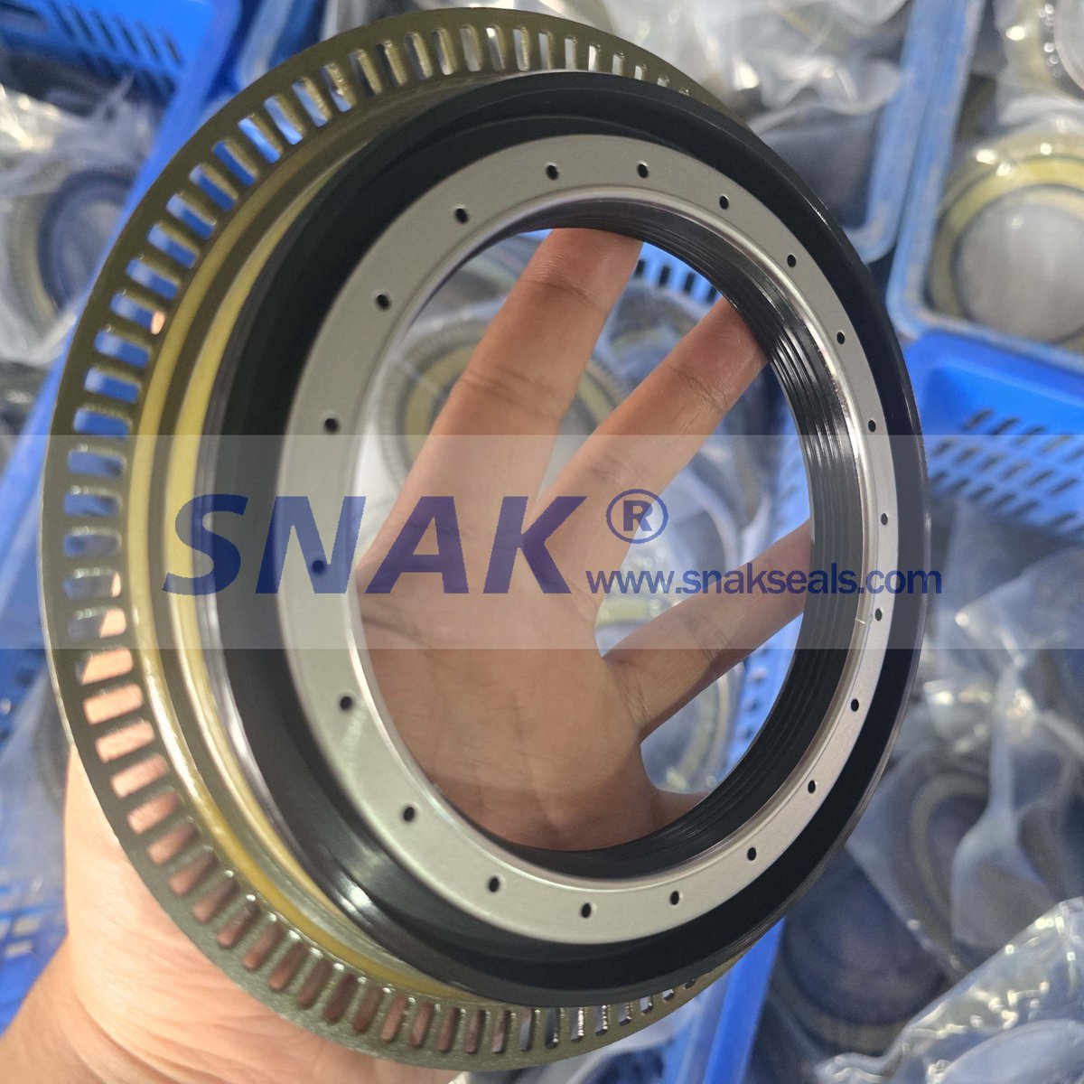 alice662439's tweet image. 🔧 Truck Oil Seal 109*152.6/185*15/19.5 | Packaging Process at SNAK

📧 snaksales8@snakseals.com
📲 wa.me/8618713967332
🌍 snakseals.com
🔖 #TruckOilSeal  #PackagingProcess #SNAKFactory #HeavyDutySeal #OilSealSupplier #AutoParts #MadeInChina