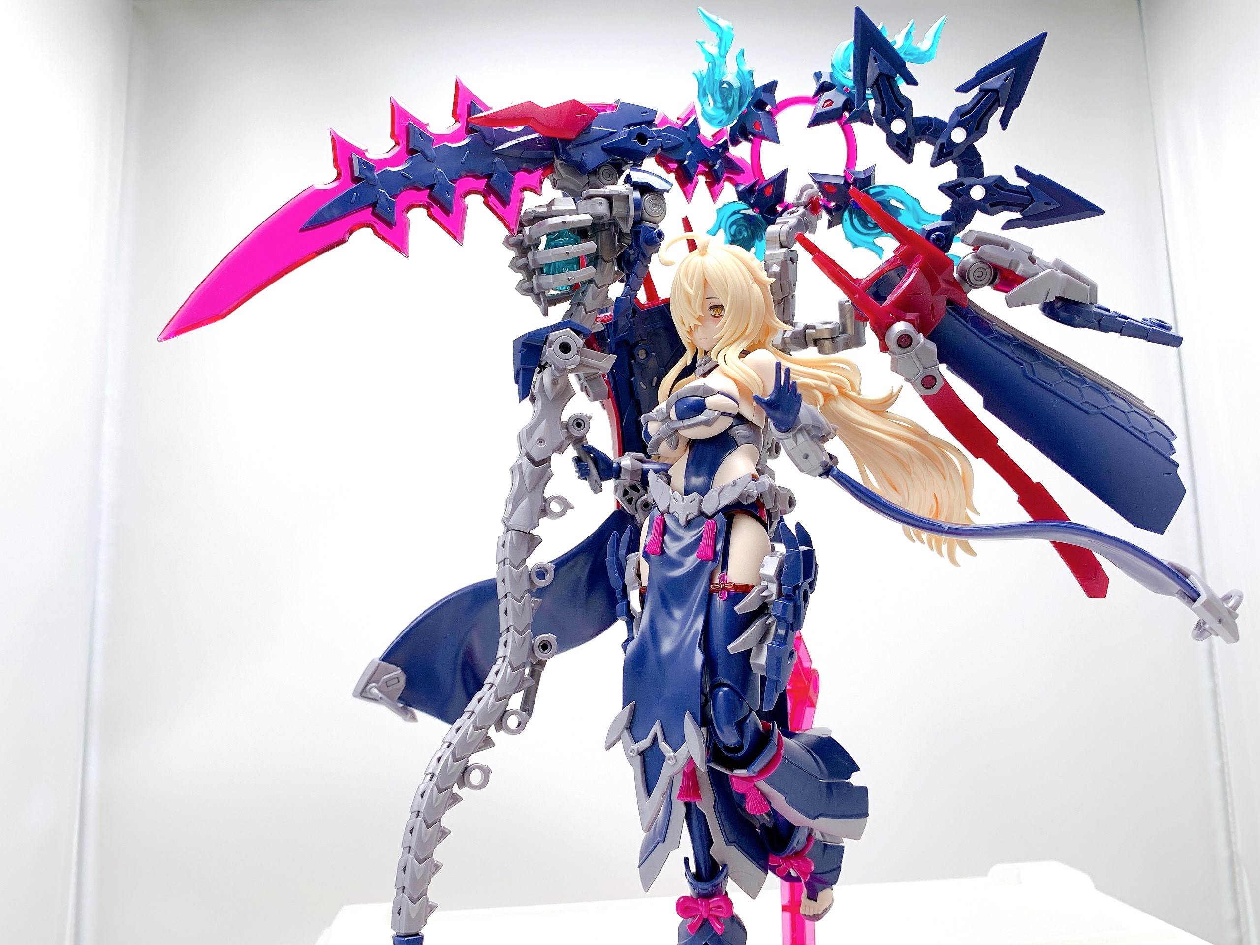 コトブキヤ メガミデバイス ツクヨミ ストア限定パーツ 限定特典付き】皇巫 ツクヨミ レガリア｜コトブキヤオンライン