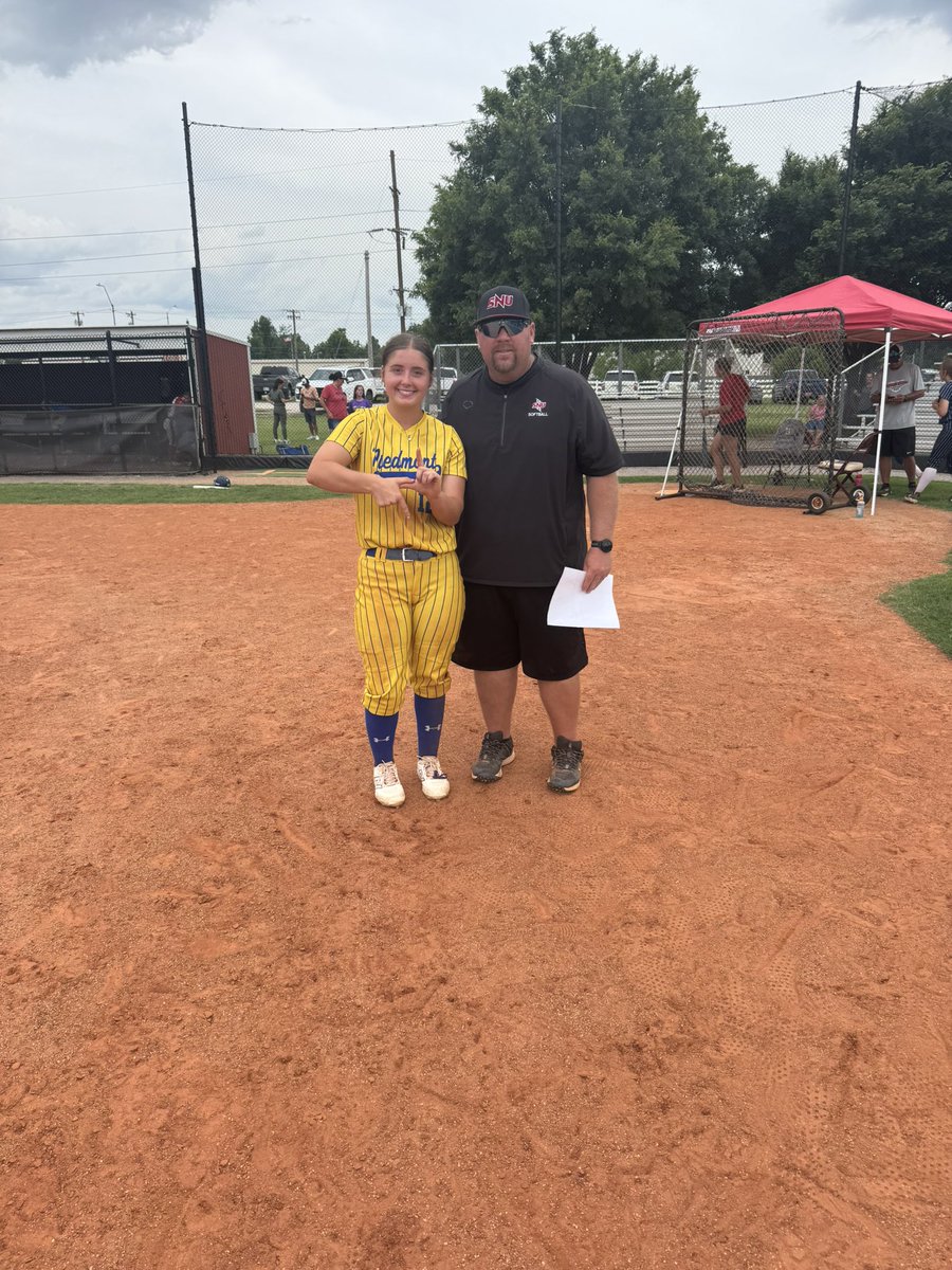 Always a great day at SNU!! Thanks <a href="/Coach_BMAD/">Brian Madden</a> and <a href="/SNUSoftball/">SNU Softball</a> for having me and working with me today!! #boltsup