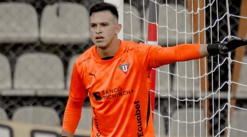 Un chico que por años trabajo para llegar a donde está hoy. Tuvo que aguantar un descenso con Guayaquil City (descenso que no se hizo realidad fechas antes gracias a el)

Ahora siendo fundamental en Liga y en la selección. Gonzalo Valle, orgullo Riobambeño.