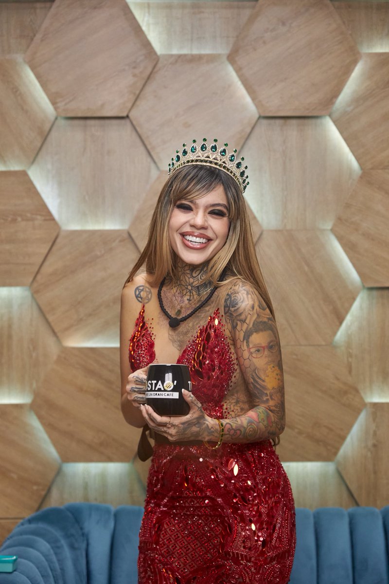 Tuve la oportunidad de vestir a la reina de Colombia de #LaCasaDeLosFamososCol #LaCasaDeLosFamososCol2 #PandillaGate