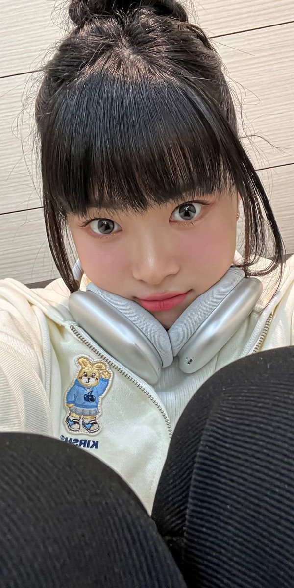 Bocah selfie vs selfie bocah.