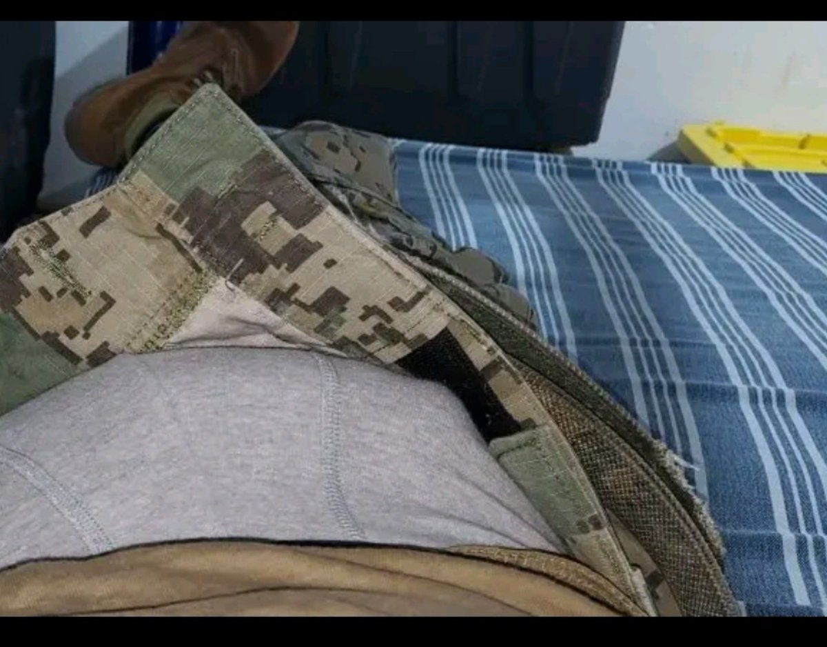 Necesito alguien que no solo quiera coger conmigo, alguien a quien oueda abrazar para dormir...
