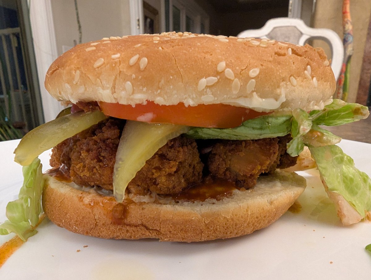 Beatusmongous's tweet image. Spicy chicken sandwich.

@BrandonDonkey2 
#MFerMeals
