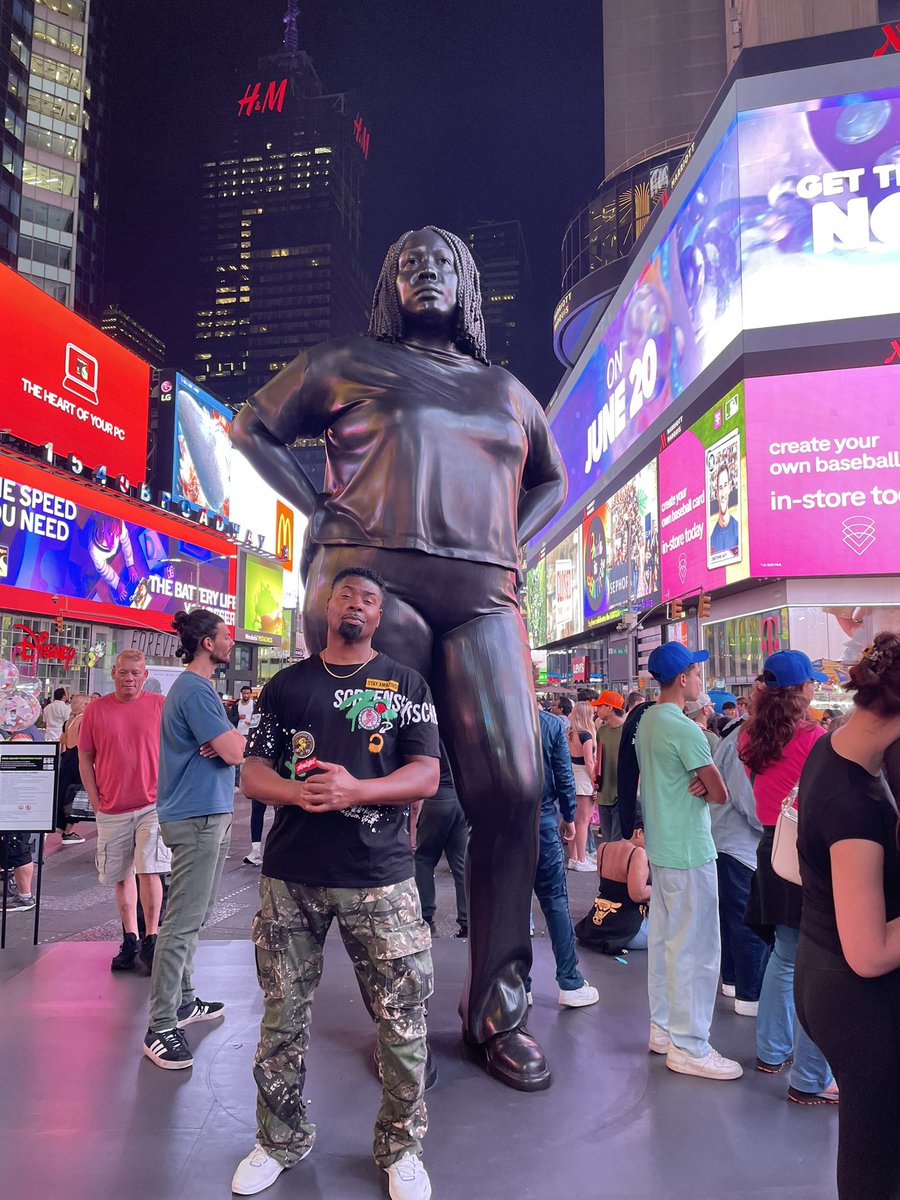 Tariq Nasheed 🇺🇸 (@tariqnasheed) on Twitter photo #TimesSquare #TimesSquare