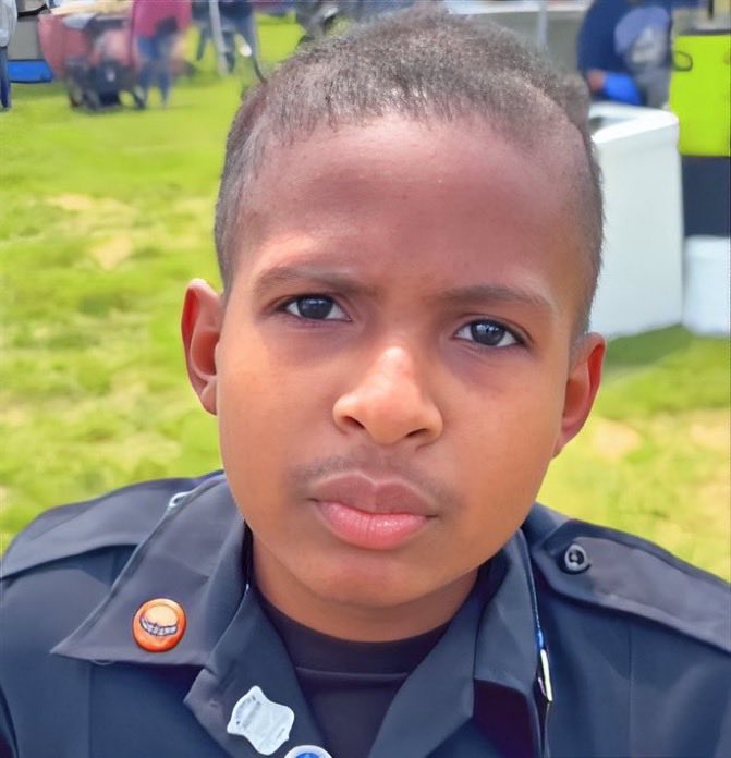 After an extensive brain surgery on Saturday morning, ⁦<a href="/SecretService/">U.S. Secret Service</a>⁩ agent DJ Daniel along with countless other youth remain in critical medical conditions. 

Let us #unite together for our brave young souls - they require our action, support, &amp; prayer. ⁦<a href="/StJude/">St. Jude</a>⁩ 👏🏾