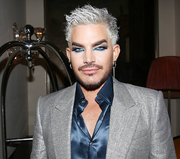4Gelly's tweet image. New pro photos released of @adamlambert at the after party #TonyAwards at the Carlyle! 
Adam with Michael Feinstein and gorgeous portraits 🩶🩶😍
gettyimages.co.uk/search/2/image…