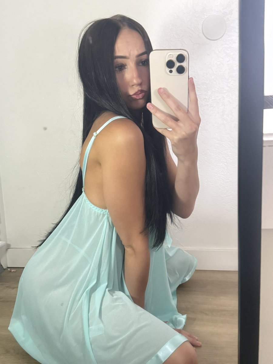 RayganBackus's tweet image. Say hi back for 🍒 pic 

onlyfans.com/lilbootybackus…