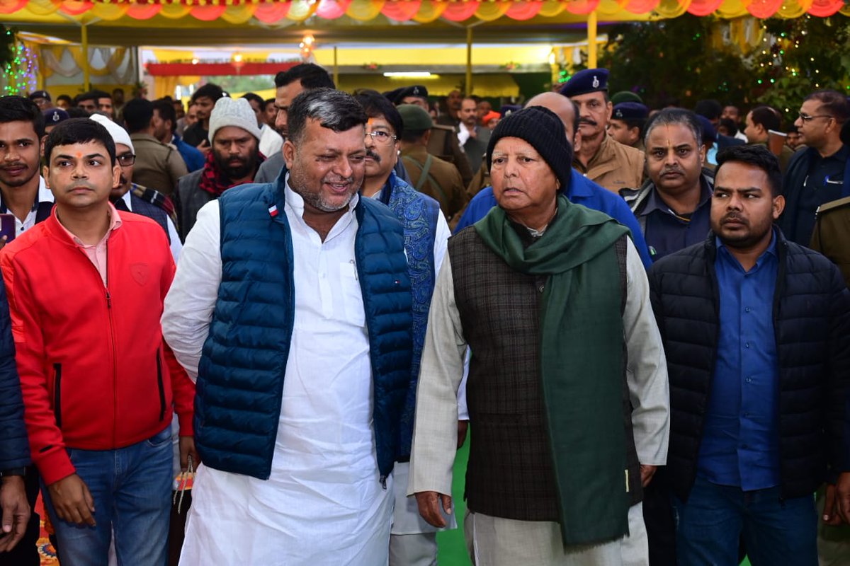 Jitendra Kumar Rai (@jitendraraimla) on Twitter photo गरीबों और वंचितों की आवाज, सामाजिक न्याय के प्रणेता श्री <a href="/laluprasadrjd/">Lalu Prasad Yadav</a> जी को जन्मदिन की ढेर सारी बधाई। ईश्वर आपको लंबी उम्र और अच्छा स्वास्थ्य दें। गरीबों और वंचितों की आवाज, सामाजिक न्याय के प्रणेता श्री <a href="/laluprasadrjd/">Lalu Prasad Yadav</a> जी को जन्मदिन की ढेर सारी बधाई। ईश्वर आपको लंबी उम्र और अच्छा स्वास्थ्य दें।