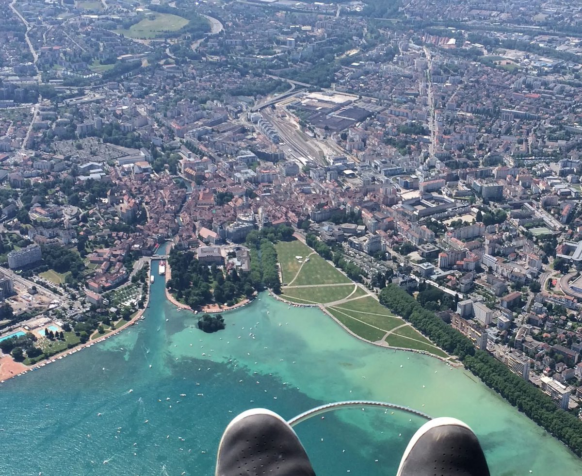 OTD 2015 I went for a 4hr 15min soaring paragliding flight around the perimeter of Lake Annecy with a couple of friends. Definitely a fun day!