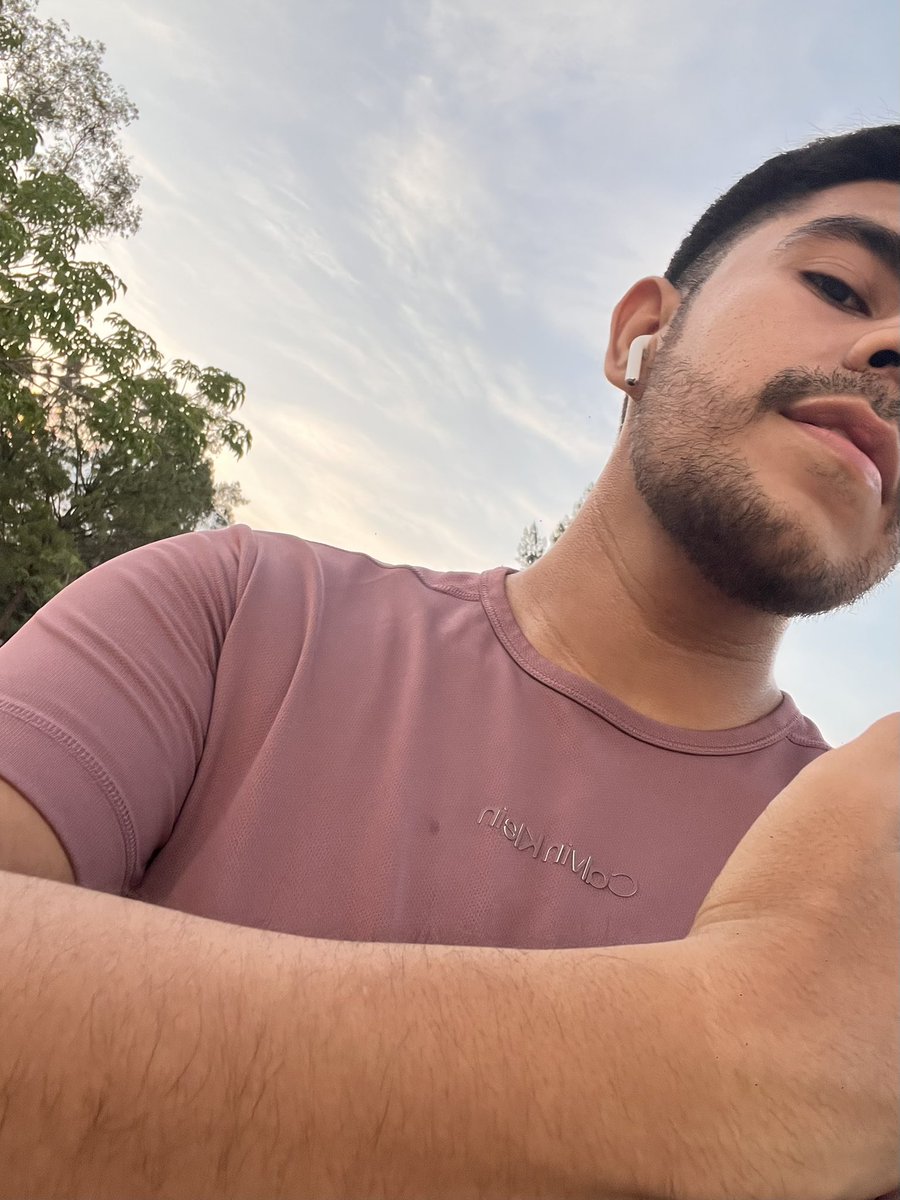 Hector 🧏🏻‍♂️ tweet media