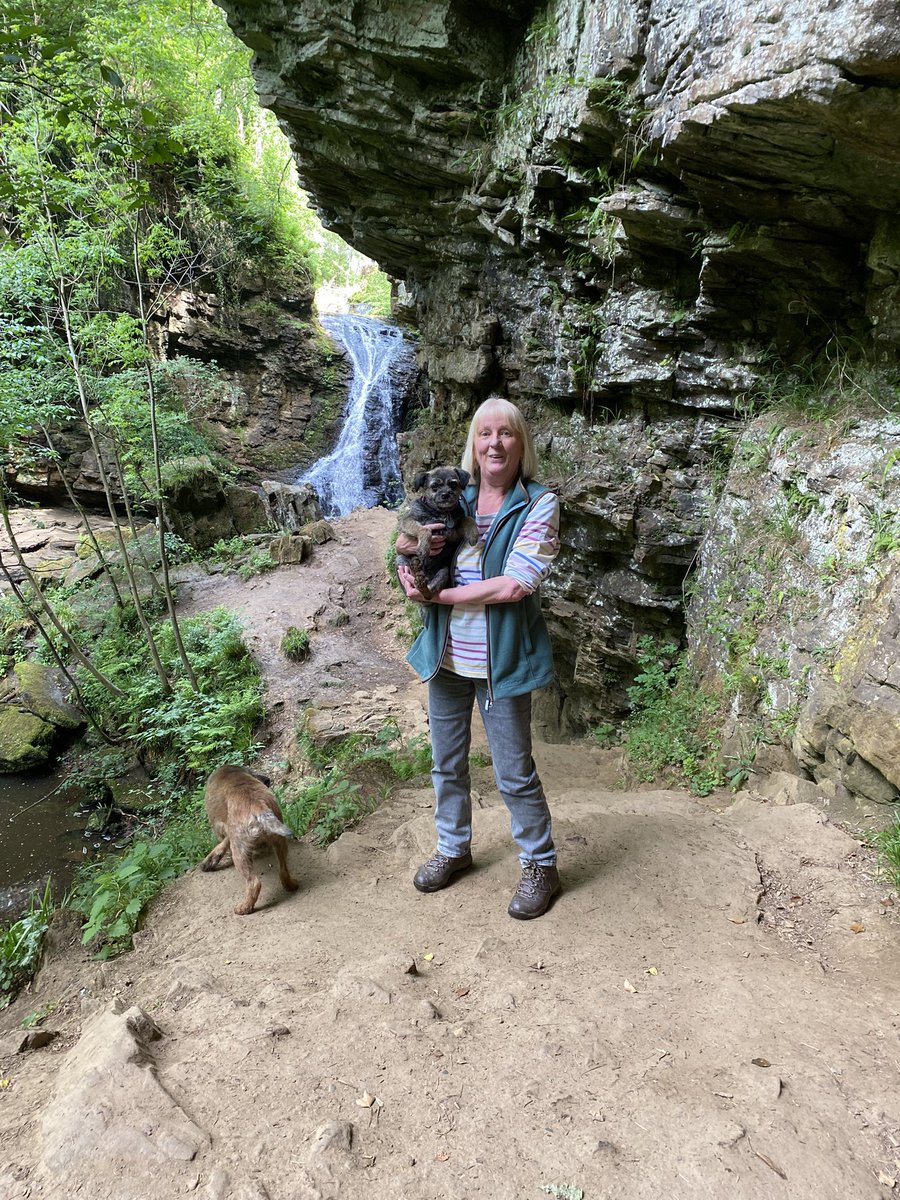 A wonderful day spent with <a href="/bruffbt/">@BruffBT 🇺🇦</a> <a href="/trudyterrier/">@TrudyTerrier OBE 👑</a> and their lovely Mum at Hareshaw Linn. Fabulous walk 😊
