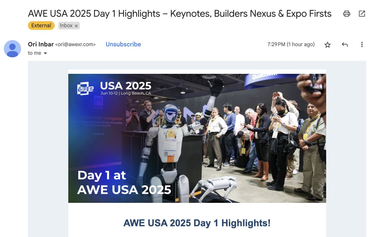 MechKenna's tweet image. Thanks @ARealityEvent for featuring me in your Day 1 highlights! I had a tremendously exciting day meeting people and being on stage with @kidnappedrobots.
My joints are a little overheated from all the waving and hand shaking, but it was worth it.
Bring on Day 2!