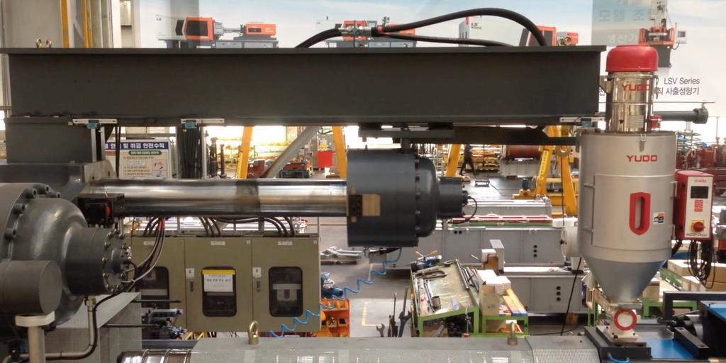 Stanford Manufacturing expands aerospace reach with custom presses plasticsnews.com/news/stanford-…