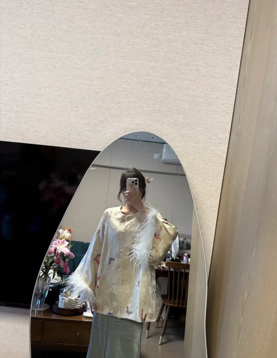 Ellie (@alicekatycat) on Twitter photo 